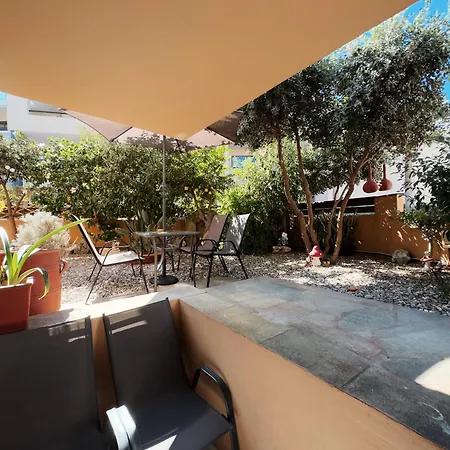 Eleni Seaside Appartement *